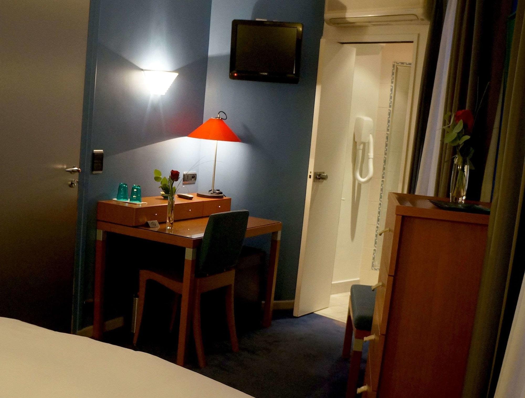 Hotel Danemark Paris Exterior photo